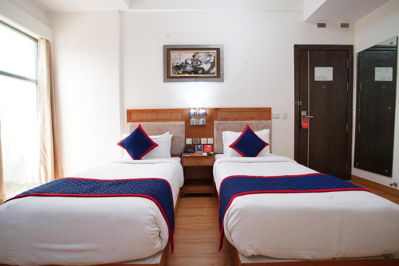 Zip By Spree Hotels Delhi Greater Kailash Új-Delhi Kültér fotó
